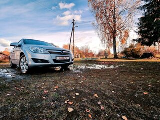 2012 Opel Astra H Рестайлинг, серебристый, 620000 рублей, вид 3