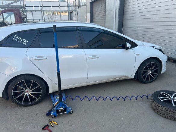2015 Kia Ceed II Рестайлинг, белый, 1550000 рублей - вид 5