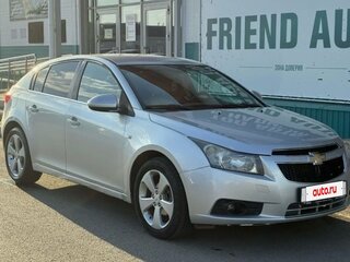 2012 Chevrolet Cruze I Рестайлинг, серебристый, 670000 рублей, вид 3