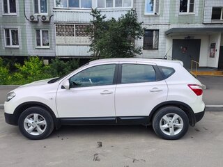 2013 Nissan Qashqai I Рестайлинг, белый, 1250000 рублей, вид 3