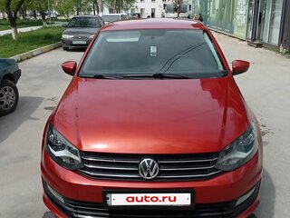 2016 Volkswagen Polo V Рестайлинг, оранжевый, 950000 рублей, вид 1