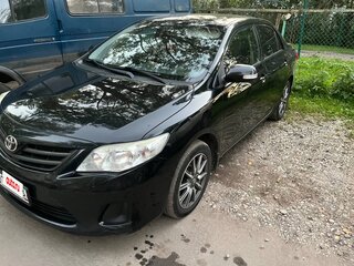 2010 Toyota Corolla X (E140, E150) Рестайлинг, чёрный, 800000 рублей, вид 2