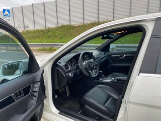 2011 Mercedes-Benz C-Класс 180 BlueEFFICIENCY III (W204) Рестайлинг, белый, 1490000 рублей, вид 4