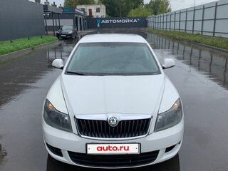 2011 Skoda Octavia II (A5) Рестайлинг, белый, 620000 рублей, вид 2