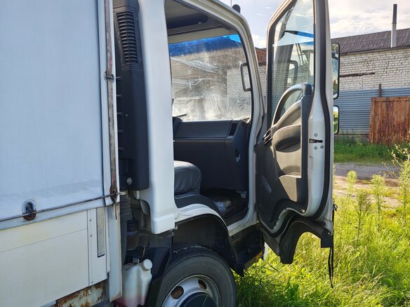 2014 Isuzu Elf (N-series), белый, 3100000 рублей - вид 12