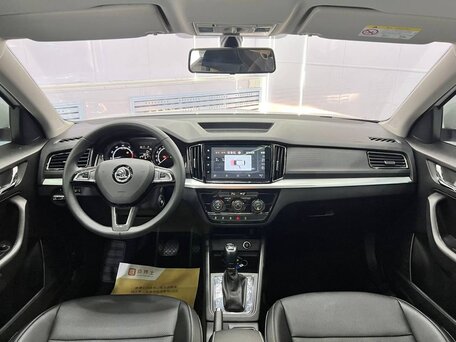 2023 Skoda Kamiq GT I (China Market), белый, 2150000 рублей, вид 4