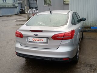 2017 Ford Focus III Рестайлинг, серебристый, 1145000 рублей, вид 2