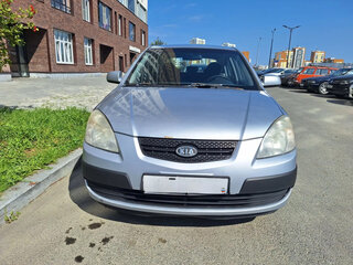 2005 Kia Rio II, серебристый, 430000 рублей, вид 5