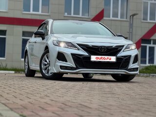 2019 Toyota Camry VIII (XV70), белый, 2420000 рублей, вид 3