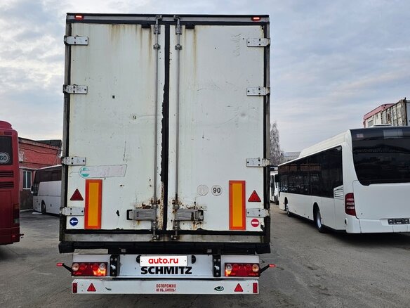 2000 Schmitz Cargobull SKO, белый, 1300000 рублей - вид 4