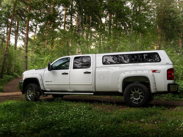 2013 Chevrolet Silverado II (GMT900), белый, 3000000 рублей - вид 20