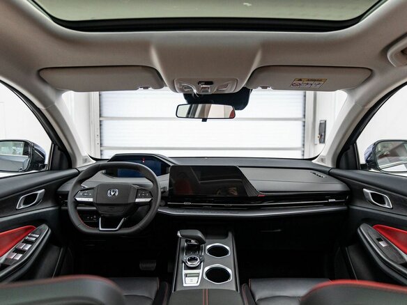 2024 Changan UNI-S I, серый, 3059900 рублей - вид 6