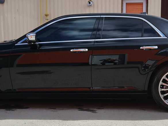 2012 Chrysler 300C II, чёрный, 2490000 рублей - вид 5