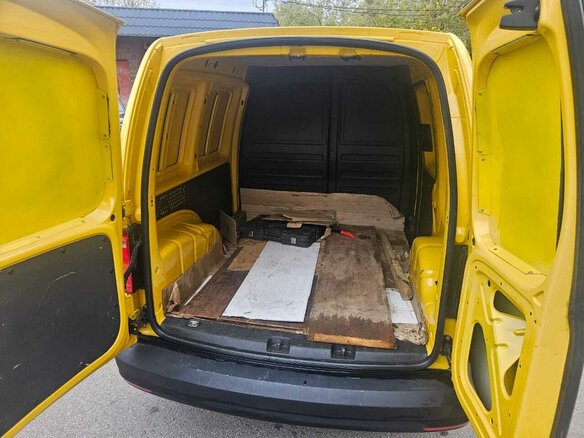 2017 Volkswagen Caddy, жёлтый, 1650000 рублей - вид 19