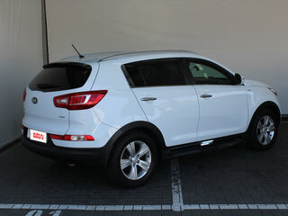 2013 Kia Sportage III, белый, 1600000 рублей, вид 3