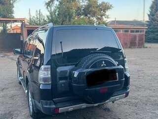 2007 Mitsubishi Pajero IV, чёрный, 1450000 рублей, вид 4