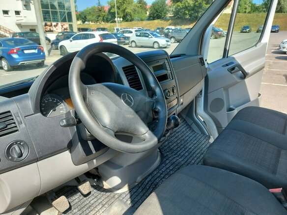 2016 Mercedes-Benz Sprinter, белый, 2300000 рублей - вид 12