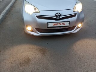 2012 Toyota Ractis II, серебристый, 1220000 рублей, вид 2