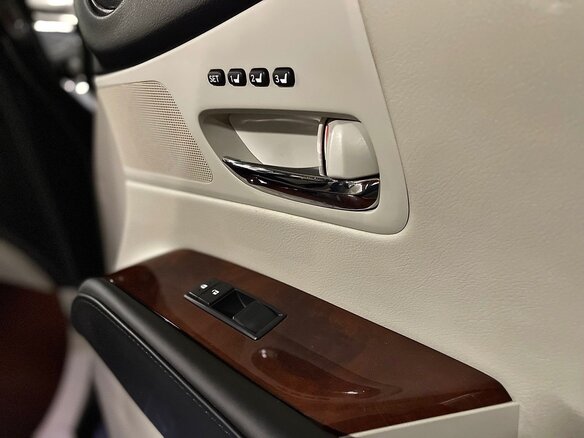2010 Lexus RX 350 III, чёрный - вид 6