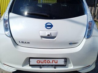 2012 Nissan Leaf I (ZE0/AZE0), белый, 600000 рублей, вид 5