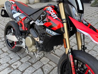 2024 Ducati Hypermotard, красный, 1350000 рублей, вид 4