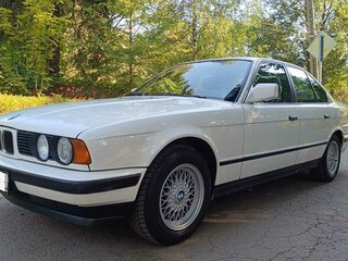 1989 BMW 5 серии 520i III (E34), белый, 1650000 рублей, вид 2
