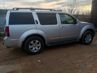 2011 Nissan Pathfinder III Рестайлинг, серебристый, 1300000 рублей, вид 2
