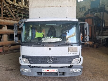 2010 Mercedes-Benz Atego, белый, 3000000 рублей, вид 3