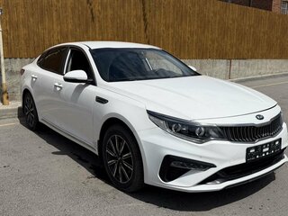 2018 Kia Optima IV Рестайлинг, белый, 1500000 рублей, вид 1