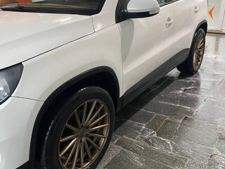 2011 Volkswagen Tiguan I Рестайлинг, белый, 1100000 рублей, вид 3
