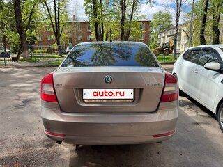 2011 Skoda Octavia II (A5) Рестайлинг, серый, 650000 рублей, вид 4