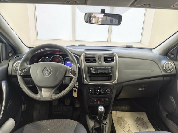 2017 Renault Sandero II, белый, 650000 рублей - вид 8