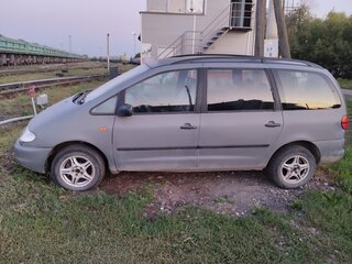 1997 Volkswagen Sharan I, серый, 320000 рублей, вид 2