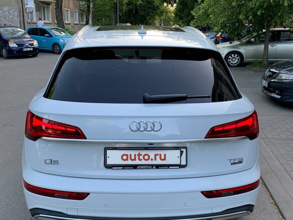 2021 Audi Q5 45 TFSI II (FY) Рестайлинг, белый, 3333648 рублей - вид 4