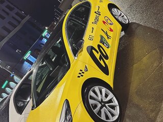 2019 Tesla Model 3 Mid Range I, жёлтый, 3000000 рублей, вид 4