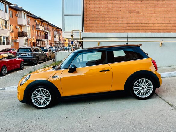 2014 Mini Hatch Cooper S III (F55/F56), жёлтый, 1628000 рублей - вид 10