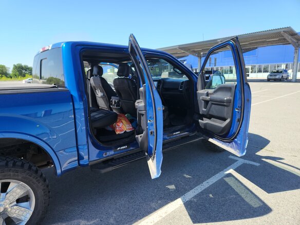 2017 Ford F-150 XIII, синий, 4900000 рублей - вид 23