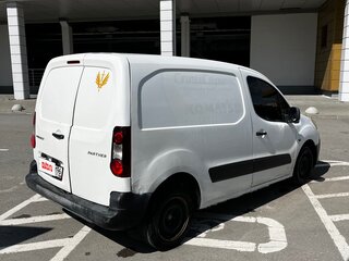 2012 Peugeot Partner II Рестайлинг, белый, 395000 рублей, вид 4