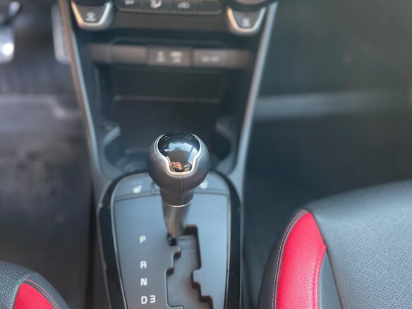 2017 Kia Picanto X-Line III, белый - вид 19