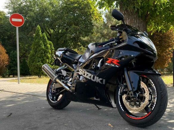2003 Suzuki GSX-R 600, чёрный, 400000 рублей - вид 1