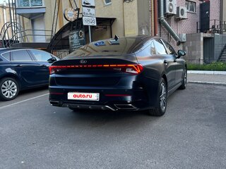 2021 Kia K5 III, синий, 2300000 рублей, вид 3