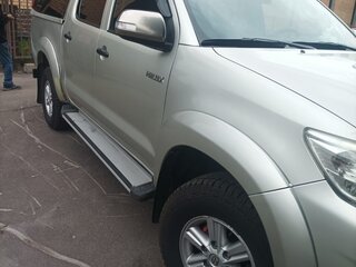 2014 Toyota Hilux VII Рестайлинг, серебристый, 2250000 рублей, вид 2