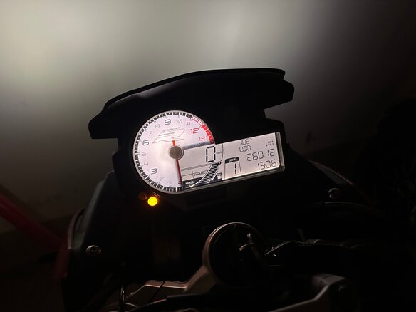 2017 BMW S 1000 R, красный, 900000 рублей - вид 5