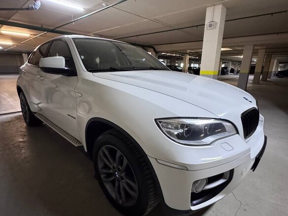 2013 BMW X6 35i I (E71) Рестайлинг, белый, 1950000 рублей - вид 2