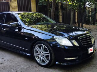 2011 Mercedes-Benz E-Класс 200 7G-Tronic IV (W212, S212, C207), чёрный, 1750000 рублей, вид 2