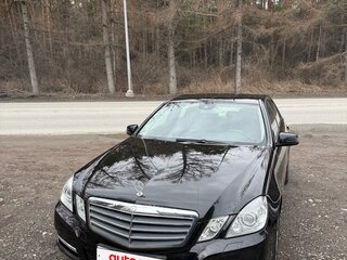 2010 Mercedes-Benz E-Класс 200 5G-Tronic IV (W212, S212, C207), чёрный, 1399999 рублей, вид 3