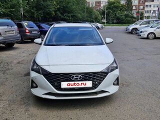 2021 Hyundai Solaris II Рестайлинг, белый, 1499000 рублей, вид 2
