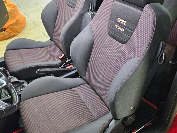 2002 Volkswagen Golf GTI IV, красный, 1250000 рублей - вид 10