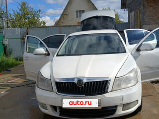 2010 Skoda Octavia II (A5) Рестайлинг, белый, 290000 рублей, вид 2