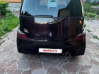 2010 Toyota bB II Рестайлинг, коричневый, 600000 рублей, вид 3
